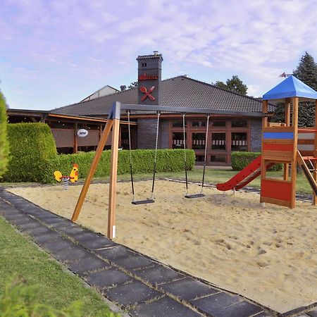 Ahotel Czechowice-Dziedzice Eksteriør bilde